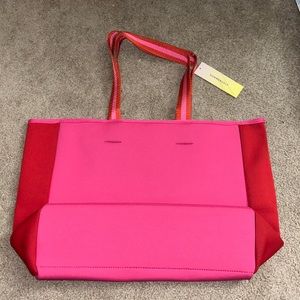 NWT SUMMERSALT Neoprene Beach Tote in Pink/Red